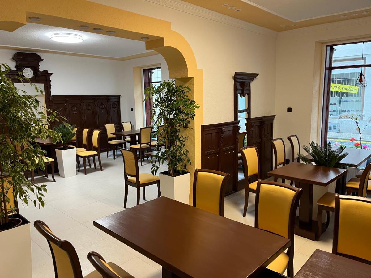 Vt6 House & Restaurant Bed & Breakfast Znojmo Exterior photo